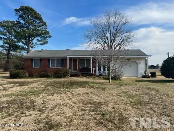 71 Roberts Grove RD, Dunn, NC 28334