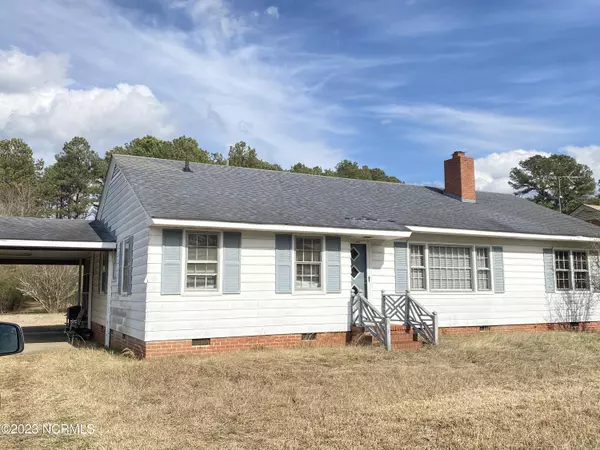 Rich Square, NC 27869,536 W Jackson ST