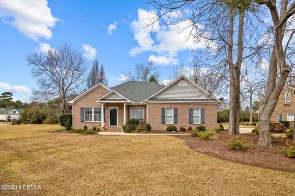 103 Neuchatel RD, New Bern, NC 28562