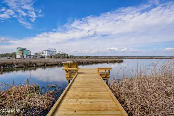 North Topsail Beach, NC 28460,113 Scotch Bonnet Circle