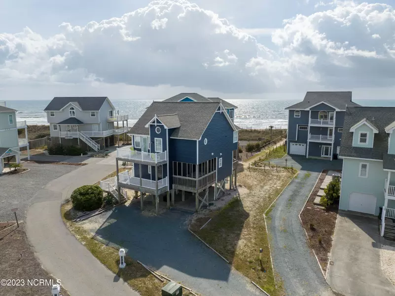 124 N Permuda Wynd Drive, North Topsail Beach, NC 28460