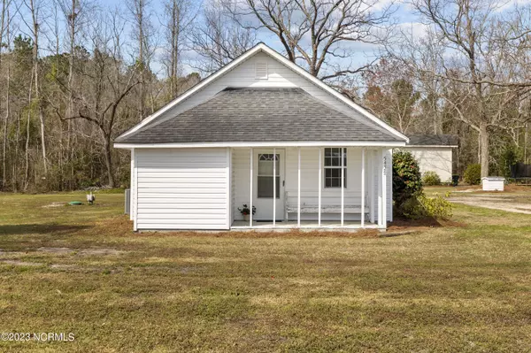 5438 Seven Creeks HWY, Nakina, NC 28455