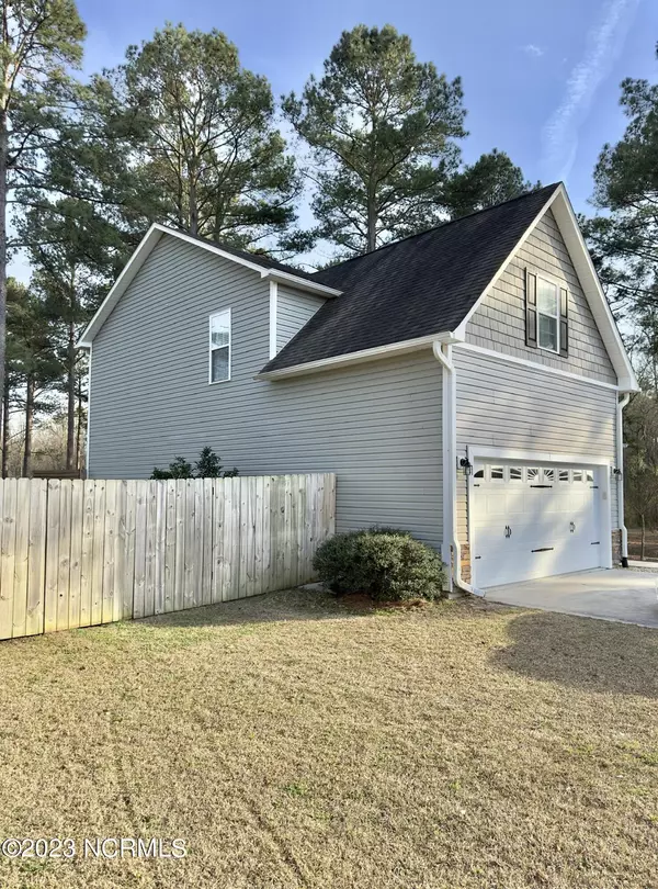 Richlands, NC 28574,110 Briscoe DR