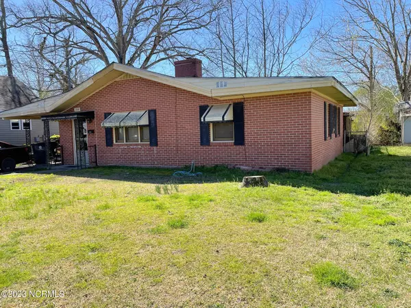 725 Pennsylvania AVE, Hertford, NC 27944