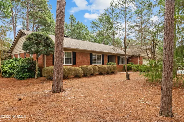 Whispering Pines, NC 28327,11 Par DR