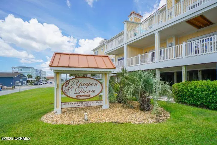 Oak Island, NC 28465,700 Ocean Drive #111