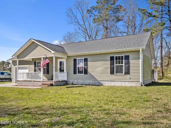 Richlands, NC 28574,98 Meadow Farms Road