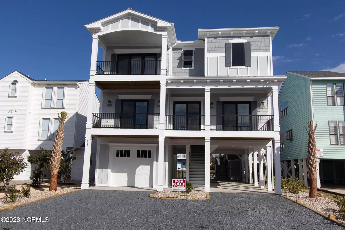 Sunset Beach, NC 28468,403 6th ST