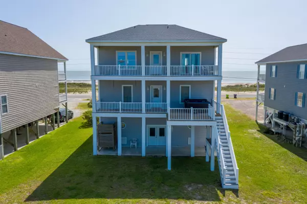 North Topsail Beach, NC 28460,1263 New River Inlet RD