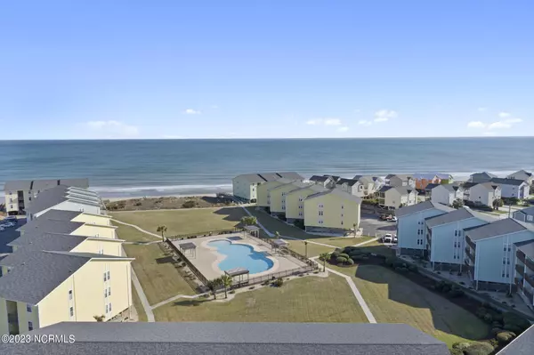 918 N New River Drive #533, Surf City, NC 28445