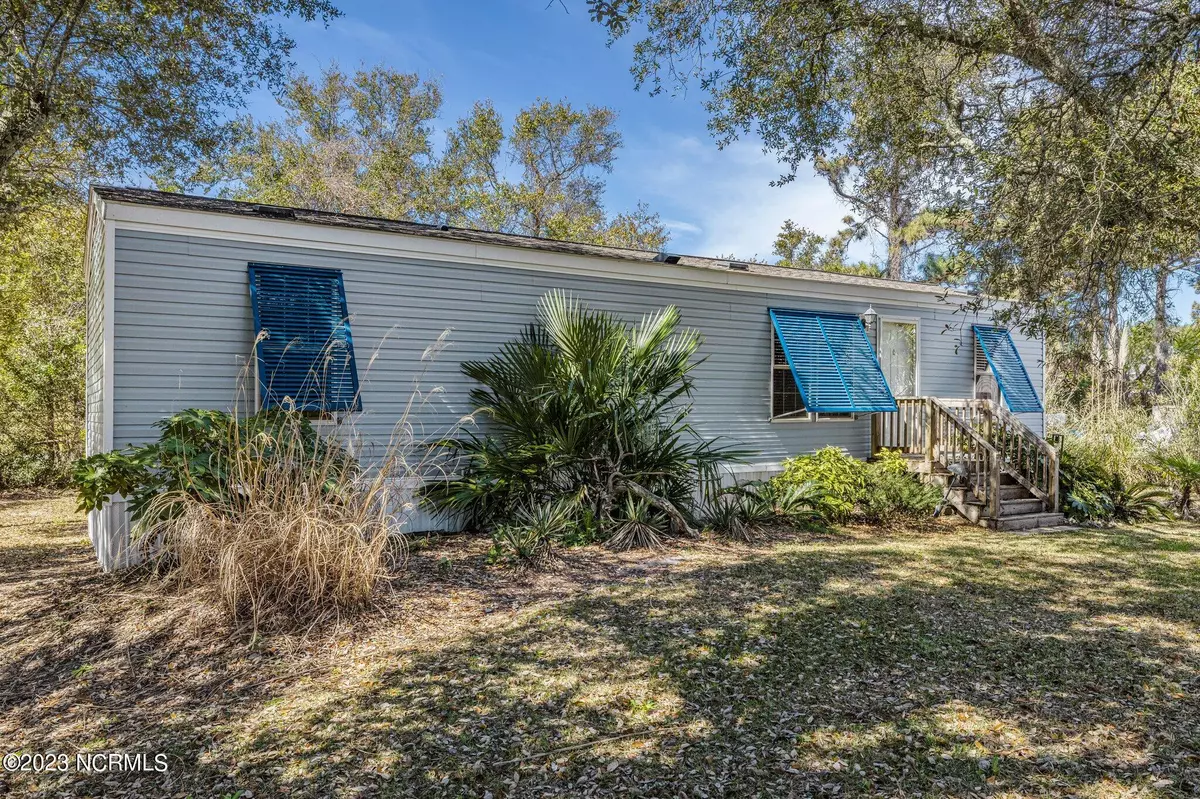 Harkers Island, NC 28531,161 Fulford DR