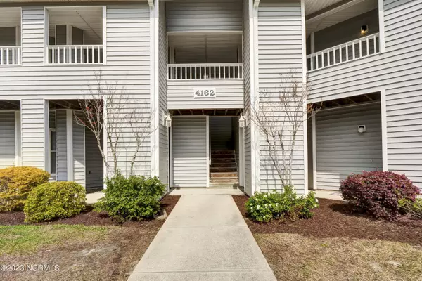 4162 Breezewood Drive #103, Wilmington, NC 28412