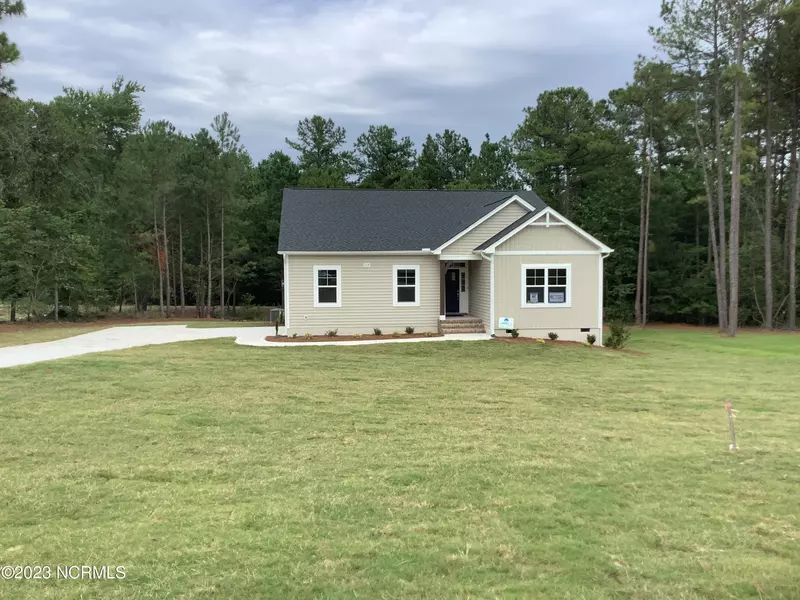 113 Country Ridge LN, Carthage, NC 28327