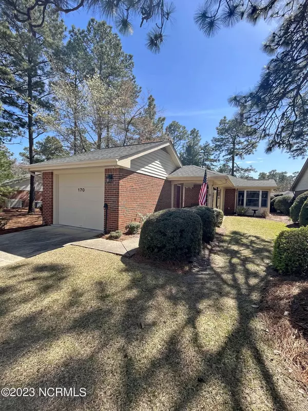 170 Pinehurst Trace Drive, Pinehurst, NC 28374