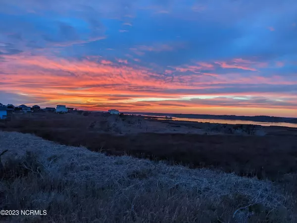 North Topsail Beach, NC 28460,3141 Island Drive