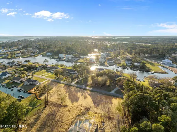 Cape Carteret, NC 28584,209 & 211 Club Point DR