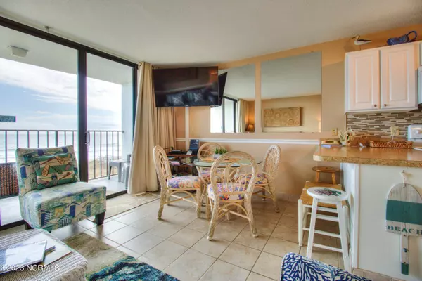 Carolina Beach, NC 28428,1615 Lake Park BLVD S #Unit 305