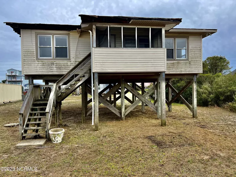 3126 Topsail Avenue, North Topsail Beach, NC 28460