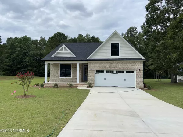 57 N Beatrice Drive, Rocky Point, NC 28457