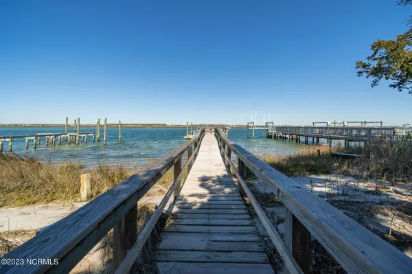 Topsail Beach, NC 28445,123 N Anderson Boulevard