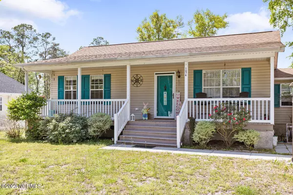 1074 Wilson Avenue SW, Calabash, NC 28467