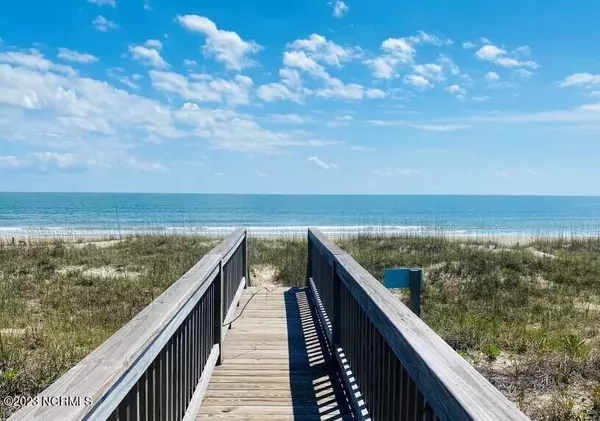 Holden Beach, NC 28462,1005 Ocean Boulevard W