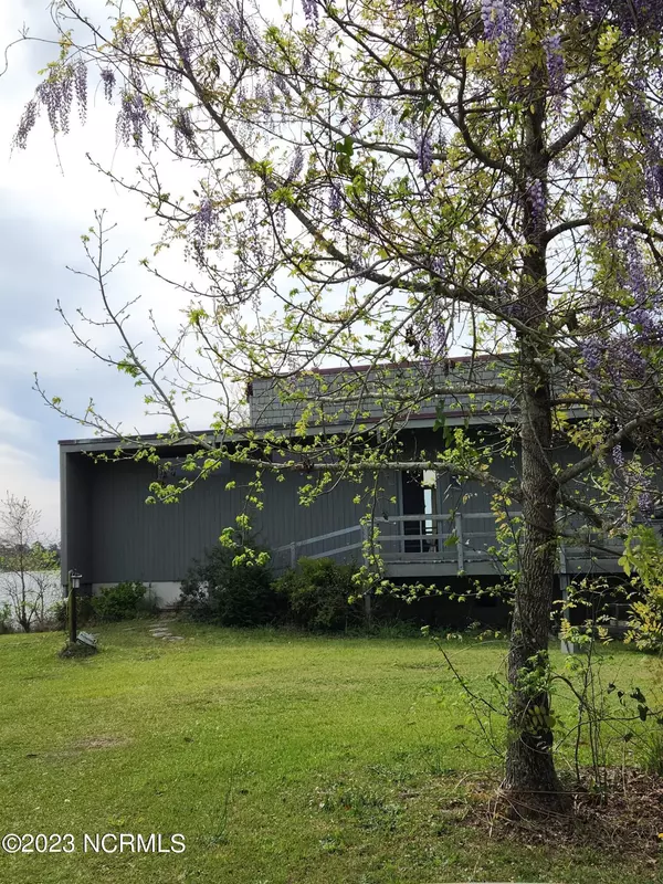 Gloucester, NC 28528,269 Schaaf LN