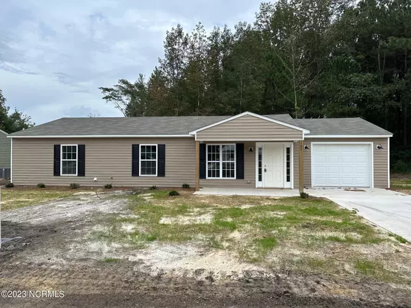 107 Addilyn Circle, Warsaw, NC 28398