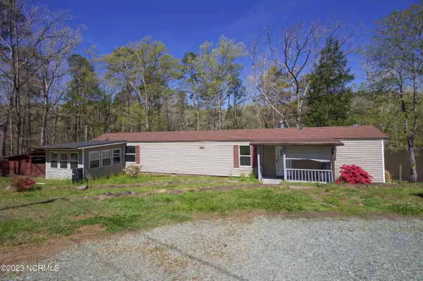 619 Winding Creek Drive,  Carthage,  NC 28327