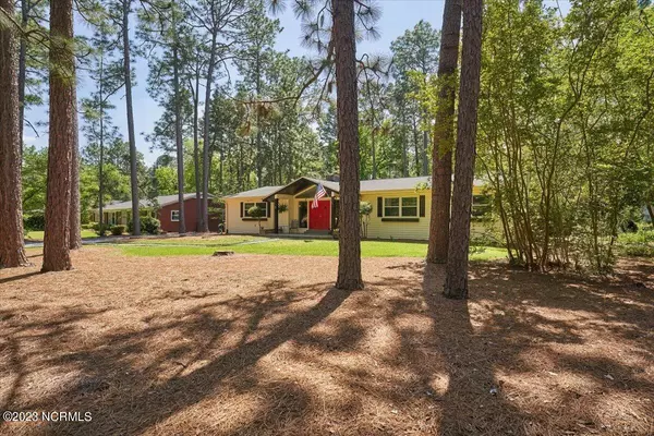 Whispering Pines, NC 28327,9 Bogie Drive