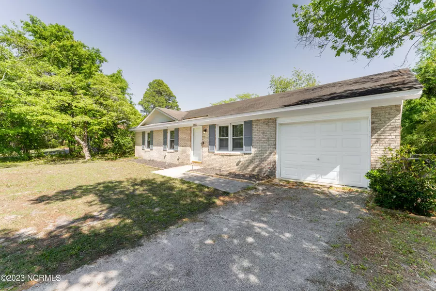 5322 Lawrence DR, Wilmington, NC 28405