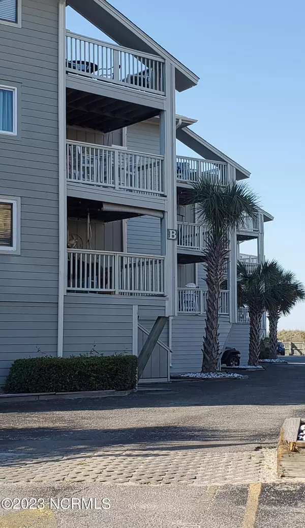 1801 Canal Drive #A12, Carolina Beach, NC 28428