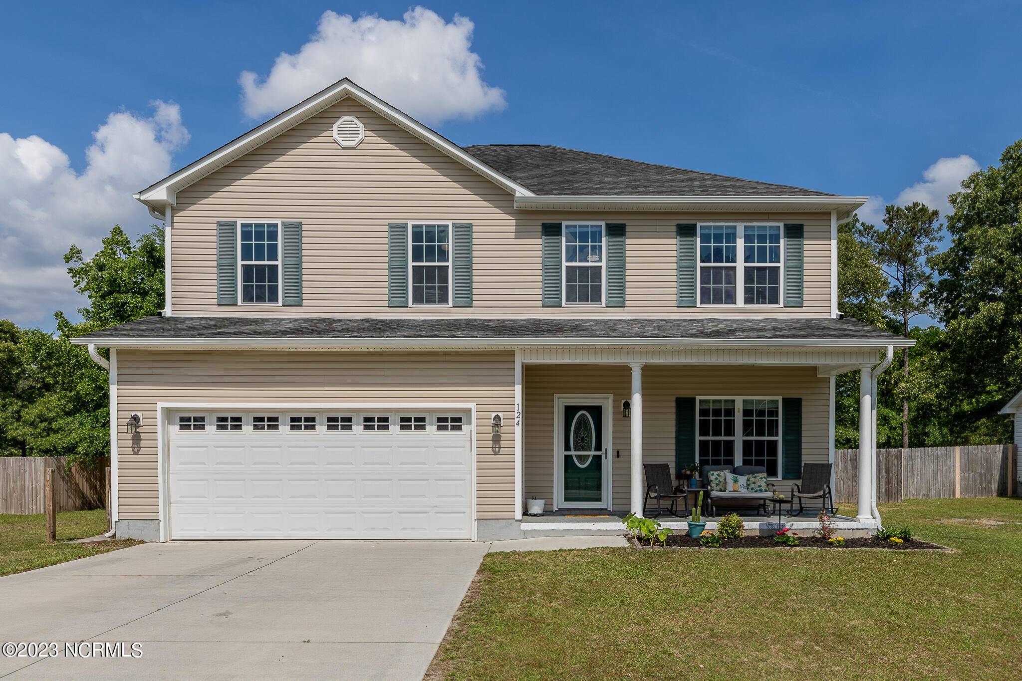 Richlands, NC 28574,124 Saint RD