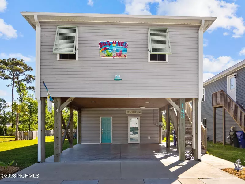 143 James Avenue, Surf City, NC 28445