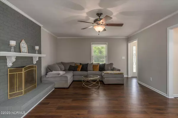 511 Derby Place Zebulon, NC 27597