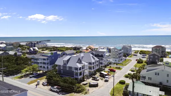 Surf City, NC 28445,110 Durham AVE