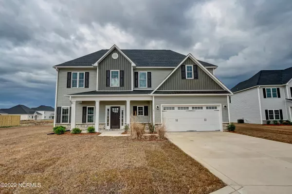 33 Chippewa LN, Rocky Point, NC 28457