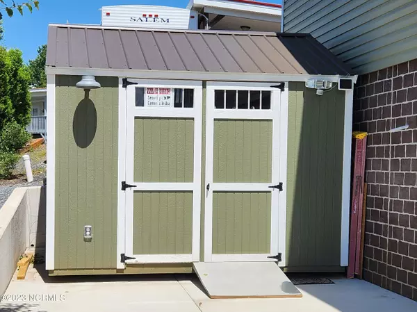 New London, NC 28127,211 Badin View RD