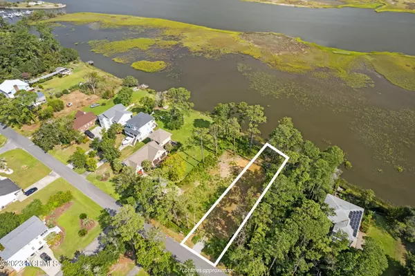 Oak Island, NC 28465,5904 E Yacht Drive