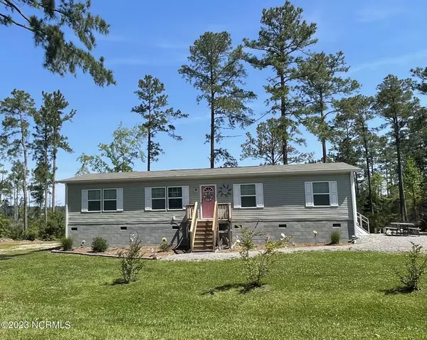 300 Fantasy Island Road, Belhaven, NC 27810