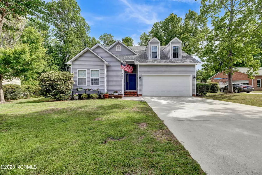 4465 William Louis DR, Wilmington, NC 28405