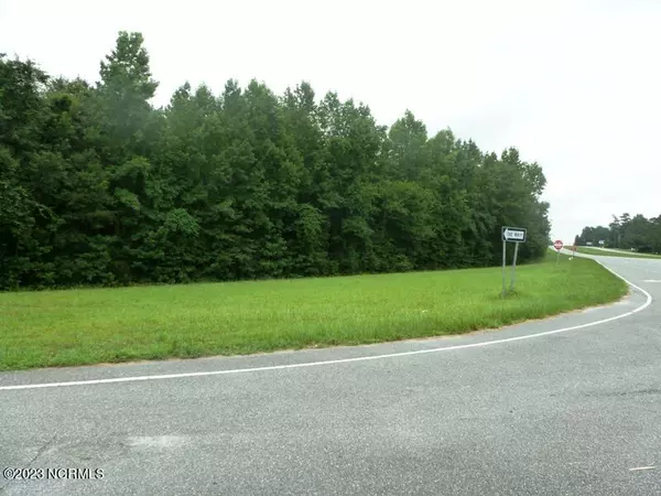 680 W Nc 24 Highway, Kenansville, NC 28349