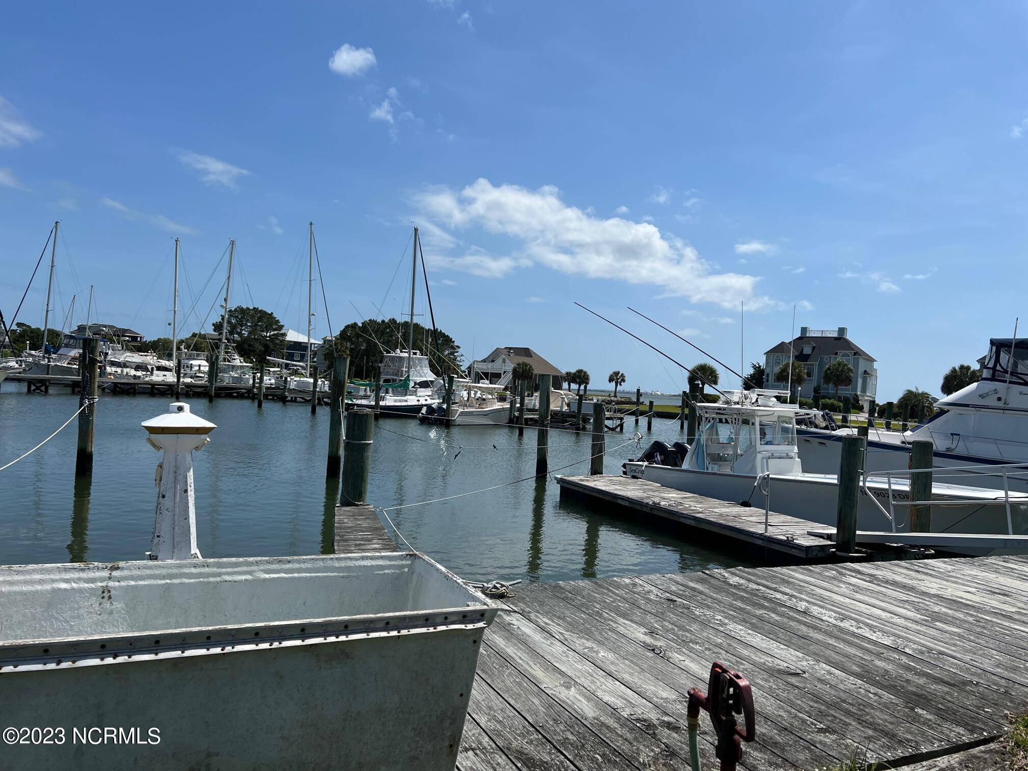 Beaufort, NC 28516,409 Island DR