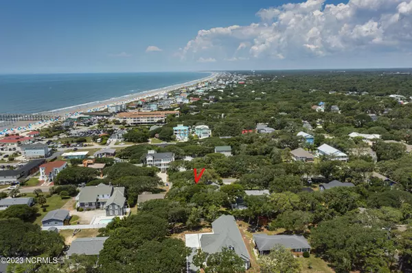 Oak Island, NC 28465,212 Norton ST