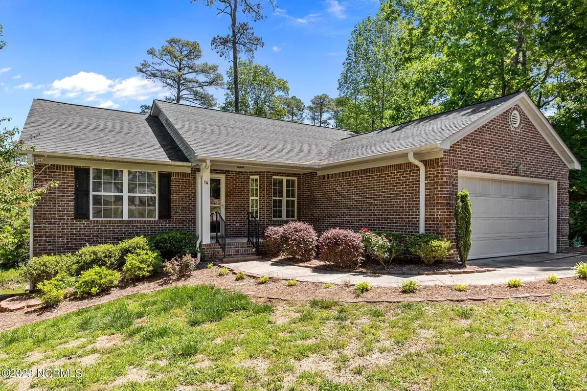 Pinehurst, NC 28374,14 Alexander LN