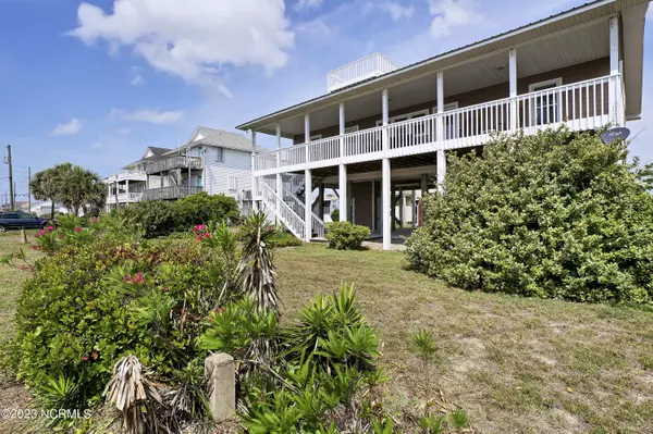 North Topsail Beach, NC 28460,2391 Island DR