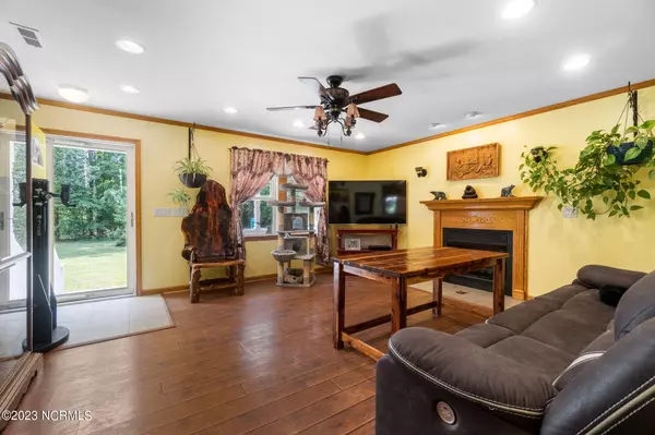 Belvidere, NC 27919,380 Sandy Cross RD