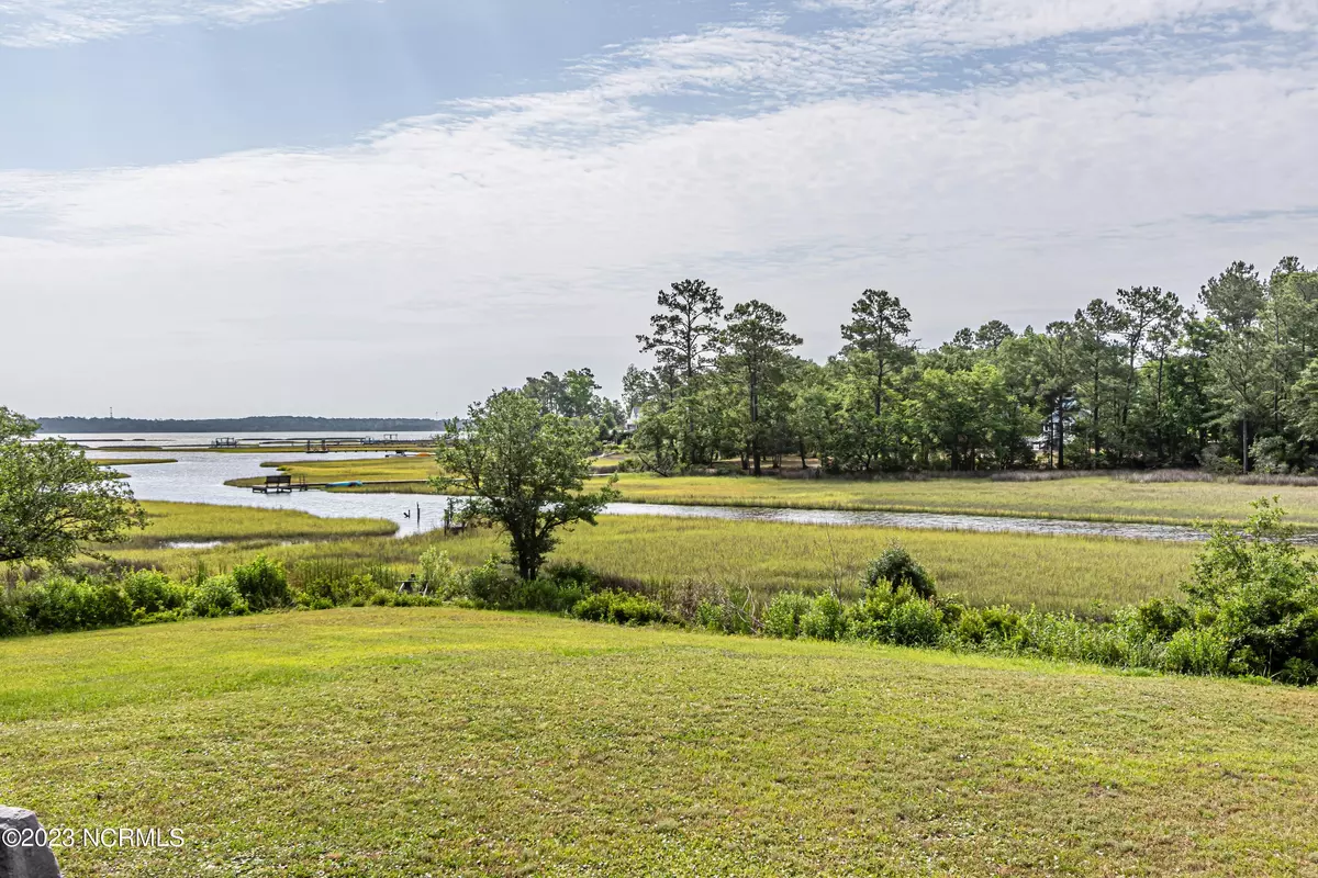 Swansboro, NC 28584,505 Harvest Place