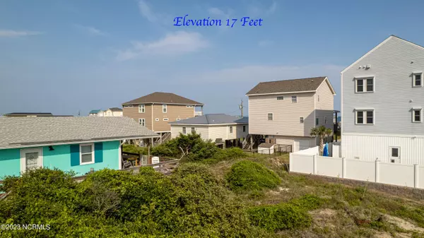 Surf City, NC 28445,1202 N Topsail DR