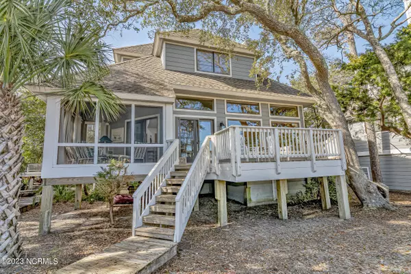 Bald Head Island, NC 28461,123 N Bald Head Wynd #8